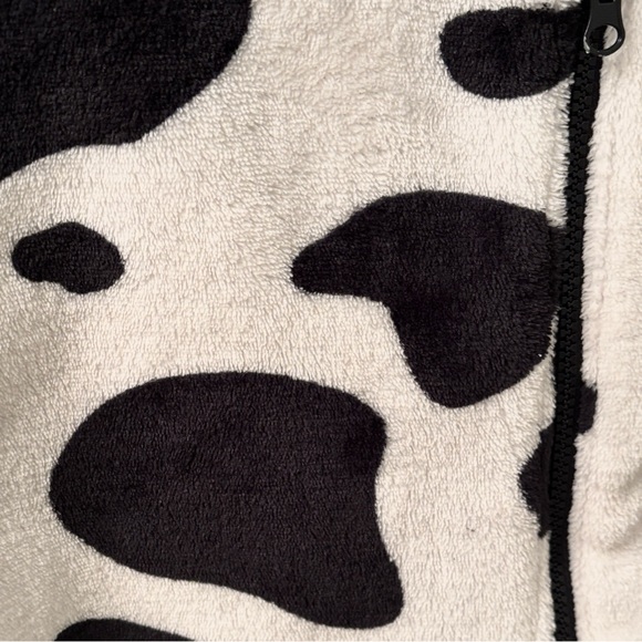 Cow Print Fleece Jacket - Picture 2 of 3